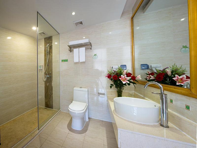 Vienna Hotel Heyuan High-Tech Yi Road ภายนอก รูปภาพ